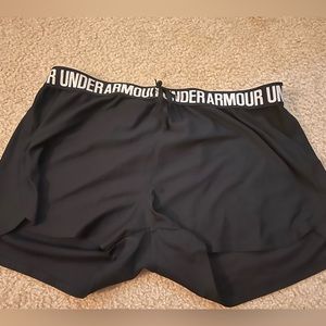 Underarmour shorts